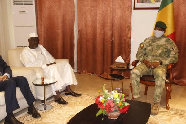 Mali : le président de la commission de l'UA salue les "réels progrès" de la transition