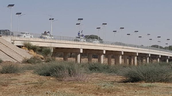 Tchad : une délégation visite le pont de Koundjourou dans la province du Batha
