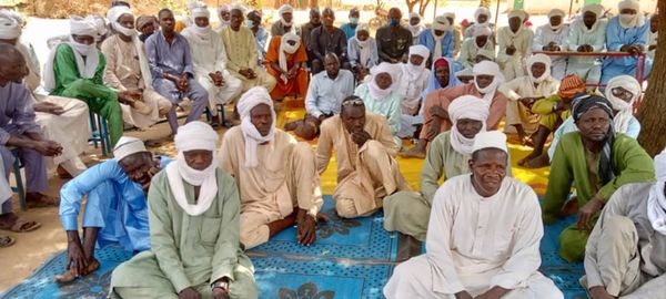 Tchad : distribution de manuels scolaires et sensibilisation à la scolarisation des filles à Niegui
