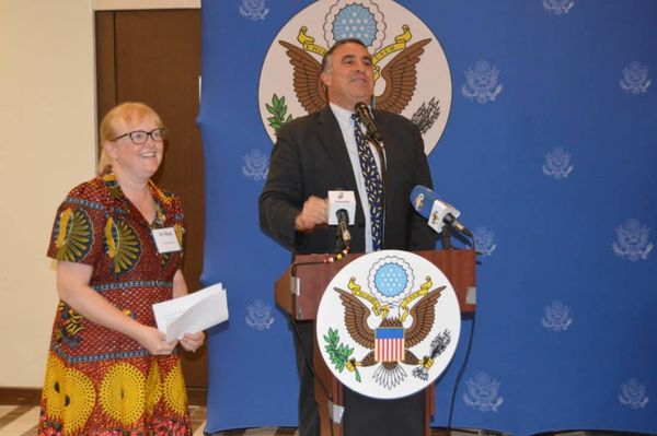 Tchad : l'Ambassade des États-Unis célèbre la réouverture du Centre américain avec une journée portes ouvertes