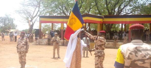 Passation de service entre le gouverneur sortant et entrant du Mayo Kebbi Ouest, le 14 avril 2023 à Pala. © Foka Mapagne/Alwi