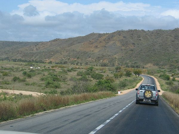Angola : un projet routier en Angola financé par la Deutsche Bank pour un montant de 305 millions d'USD