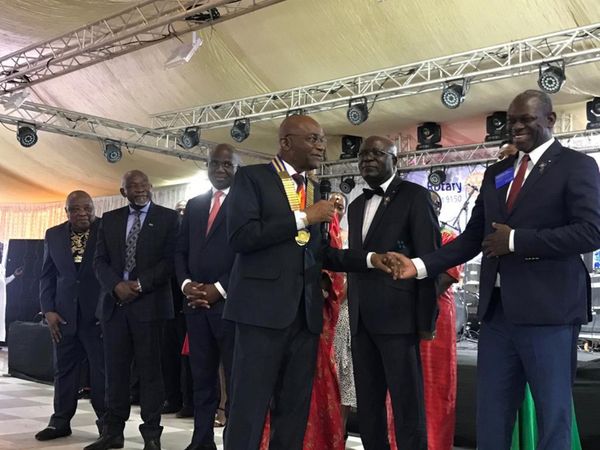 Tchad : Saleh Kebzabo prend le relais à la tête du District 9150 du Rotary Club