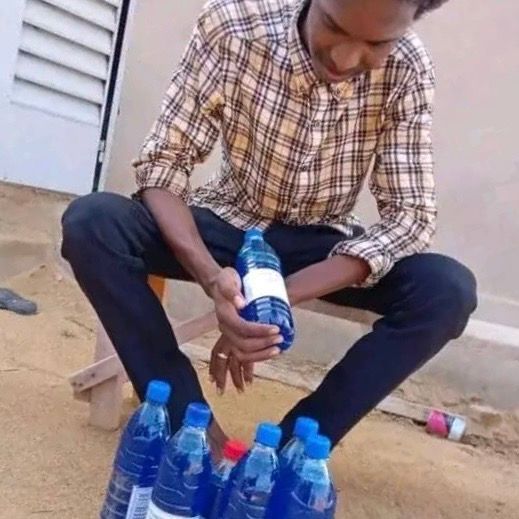 Tchad : la détermination d'un jeune à Ati, de l'école à la fabrication de savon liquide