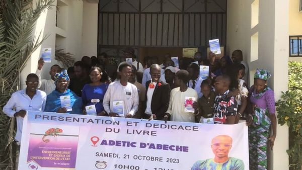 Tchad : le jeune écrivain Emmanuel Mbaïnadji présente son nouveau livre à Abéché sur l'entrepreneuriat