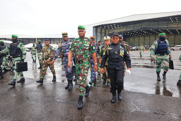 Rencontre entre le Président de la transition et les forces de défense et de sécurité du Gabon le 4 novembre 2023 à la Base a