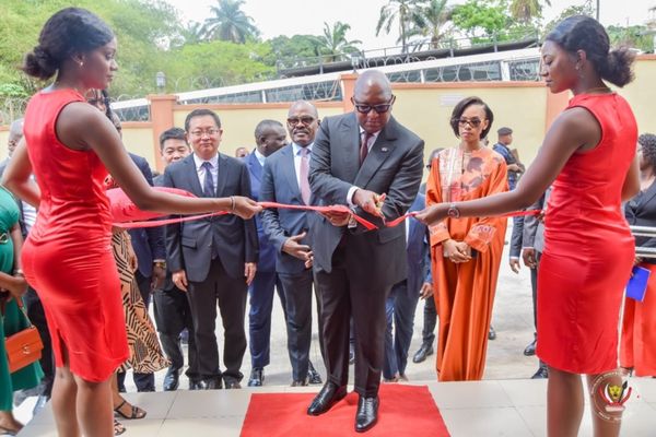 Inauguration du nouveau bâtiment du premier data center national par le Premier Ministre Jean-Michel Sama Lukonde © Primature