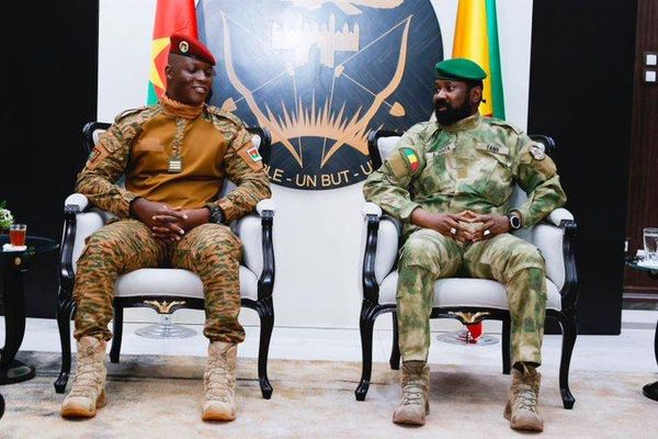Libération de Kidal : le capitaine Ibrahim Traoré félicite l’armée malienne