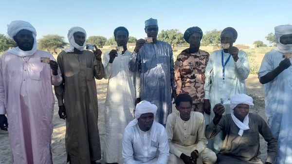 Tchad : le préfet du Kanem-Sud lance la distribution des cartes d'électeurs à Mondo