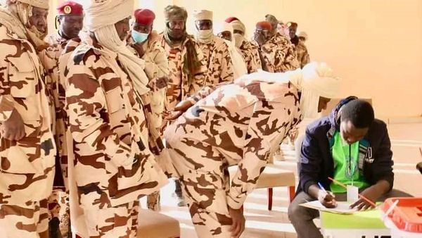 Tchad: Référendum constitutionnel : : Les militaires votent à Amdjarass