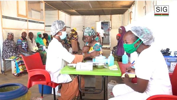 Burkina : des postes de santé avancés pour des soins gratuits et de proximité