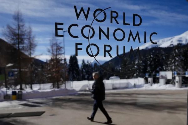Le Forum économique mondial débute le 15 janvier avec pour objectif de mettre à l'ordre du jour « les principes fondamentaux 