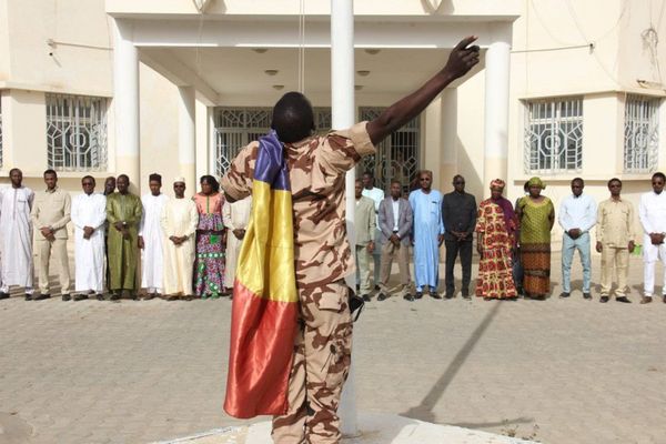 Tchad - La levée des couleurs : un moment solennel au ministère de l'Aménagement du Territoire, de l'Habitat et de l'Urbanisme du Tchad