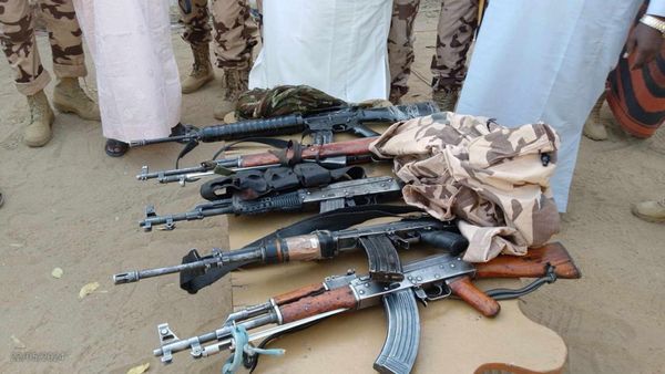 Tchad : malfrats et détenteurs d'armes de guerre qui opèrent à Haraze-mangueigne présentés à la presse