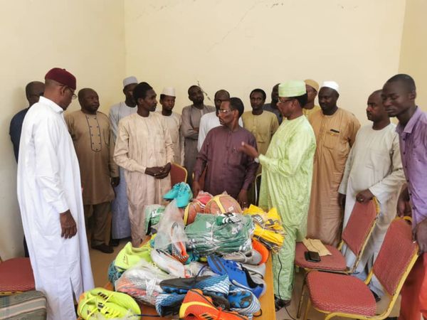 Tchad : la Société SADNA remet un don d’équipements sportifs aux étudiants de l'USTA d'Ati