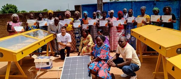 Tchad : des séchoirs solaires pour l'autonomie financière des femmes de Krim Krim