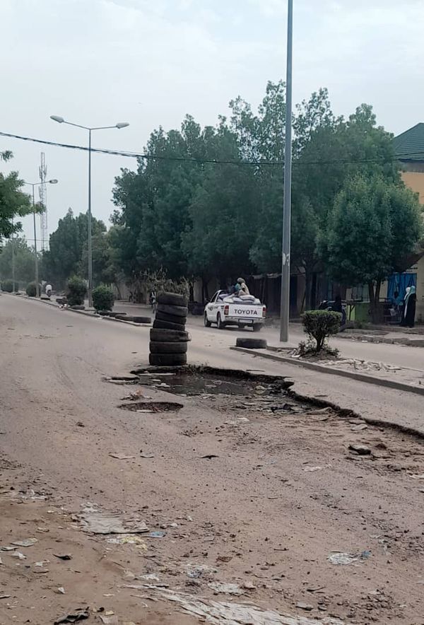 Tchad : à N’Djamena, le mauvais état des routes en saison pluvieuse est un risque