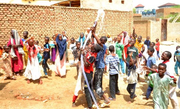 Tchad : un puits communautaire construit par la Force française à Abéché