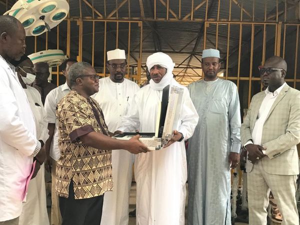 Tchad : plus de 993 millions de FCFA en matériel médical pour les hôpitaux de N'Djamena