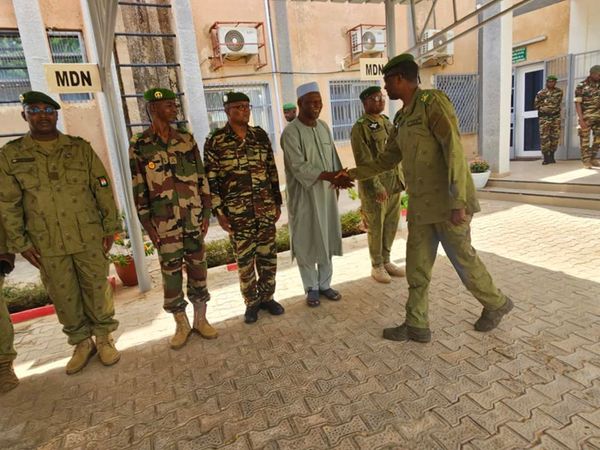Niger : cérémonie de gradation des officiers promus du ministère de la Défense nationale