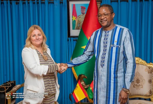 Burkina : l’Espagne présente sa nouvelle stratégie pour l’Afrique au chef de la diplomatie