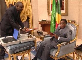 Intégration sous régionale : Le passeport diplomatique CEMAC lancé au Congo