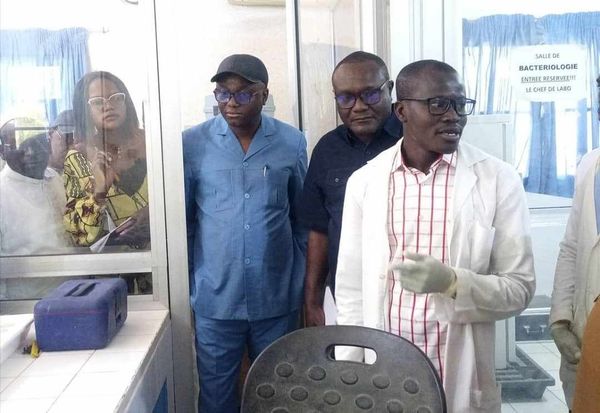 Tchad : le ministre de l'Eau et de l'Énergie visite des installations hydrauliques de la STE