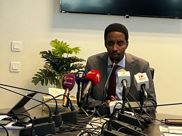 وزير الاتصال الجديد يلتقي بمنظمات الإعلام التشادية لبحث الصعوبات والحلول