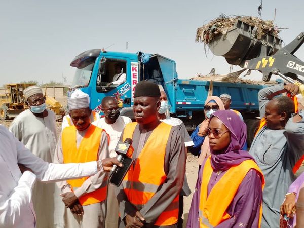 N'Djamena : La mairie du 2ème arrondissement enlève ses ordures