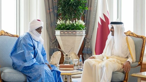Le nouvel ambassadeur du Tchad au Qatar présente ses lettres de créance