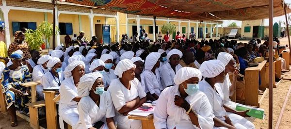 Tchad - Sarh : 35 élèves infirmiers du CEFOS présentent des mémoires de fin de formation pertinents et engagés