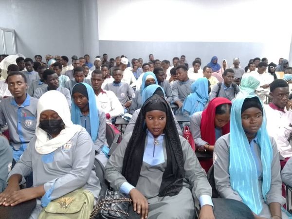 Tchad : L'AJCTM célèbre le talent oratoire des jeunes lors de la finale de sa causerie éducative