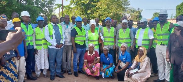Tchad : La Mairie de Moundou lance une vaste opération de curage des caniveaux