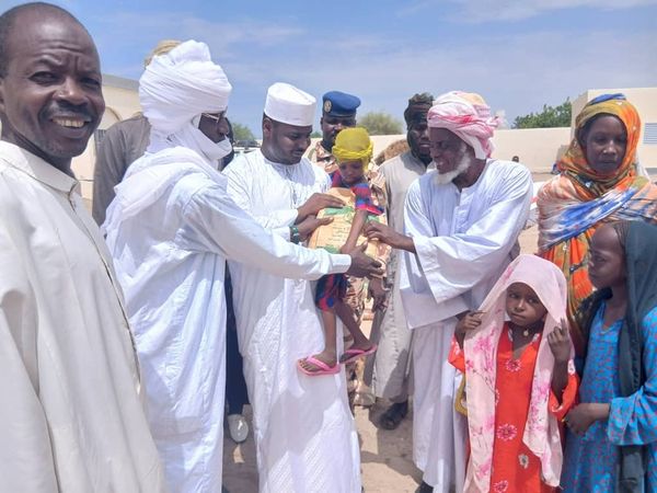 Tchad - Batha : Distribution de kits alimentaires aux sinistrés de N'Djamena Bilala