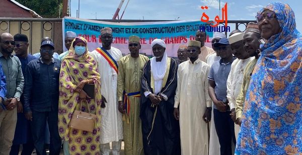 Tchad : Des boutiques en construction autour du cimetière de Champs-de-Fil à N'Djaména pour assainir la zone