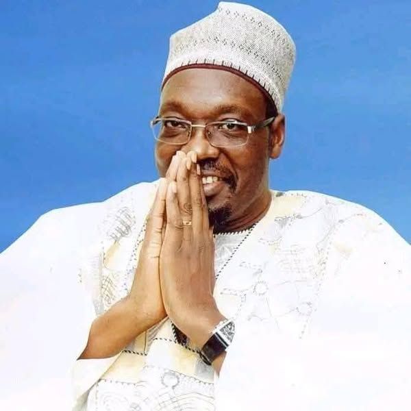 Présidentielle 2025 au Cameroun : Issa Tchiroma Bakary demande la réhabilitation de Maurice Kamto