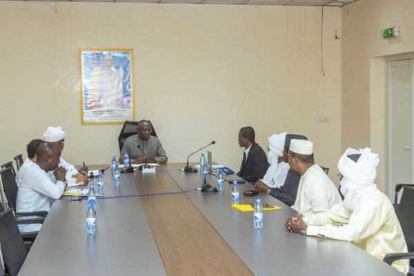 Tchad : Rencontre entre le Ministère des Transports et Sahara Airlines