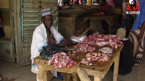 Un boucher au Tchad. Illustration © Alwihda Info