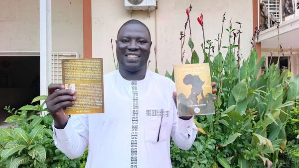 Tchad : l’écrivain Allafi Senghor présente son essai "Africain debout pour notre continent" à Sarh