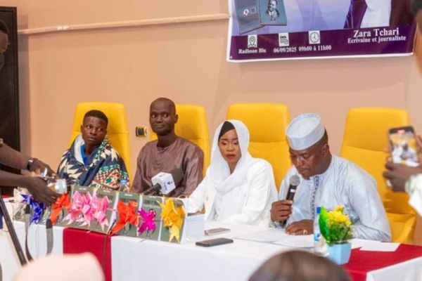 Tchad : cérémonie de présentation et de dédicace du livre de Zara Tchari