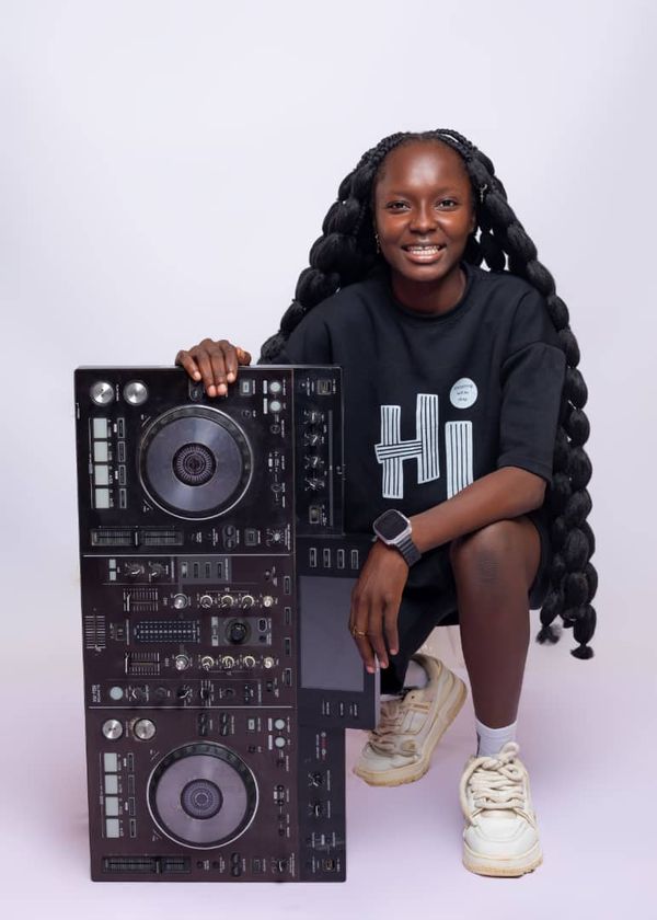 Tchad : Dj Chanizy, la révélation féminine qui bouscule les platines