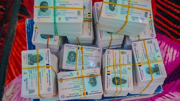 Tchad - Ouaddaï : 1 500 cartes d’identité remises à Amleyouna par l’ANATS