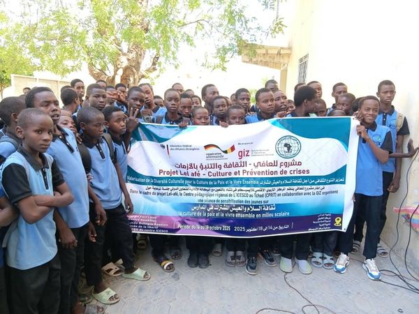 اختتام حملة حول ثقافة السلام والعيش المشترك داخل المدارس في نجامينا