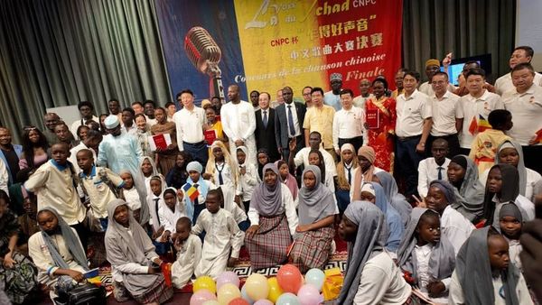 Tchad : à N’Djamena, finale du concours de chanson chinoise « La Voix du Tchad »