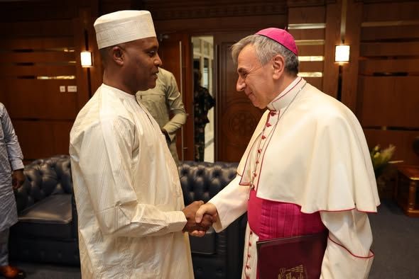 Tchad/Vatican : le ministre d'Etat chargé des Affaires étrangères reçoit le Nonce apostolique