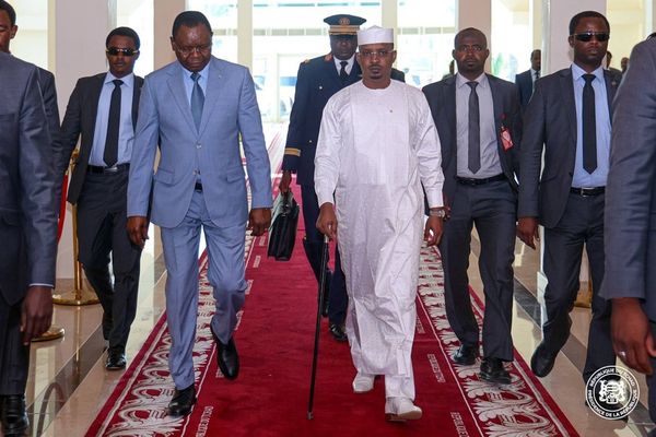 Tchad : le chef de l’Etat à Abu Dhabi en vue de la table ronde du PND