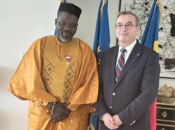 Tchad : Ricardo Nanadoumngar Labe honoré par l’Ambassade de France pour 20 années de service exemplaire à l’IFT