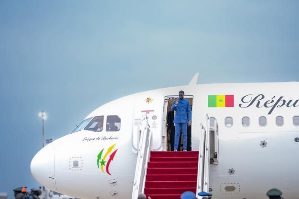 Sénégal : Le Président Bassirou Diomaye Faye à Luanda pour le 7ᵉ Sommet Union Européenne – Union Africaine