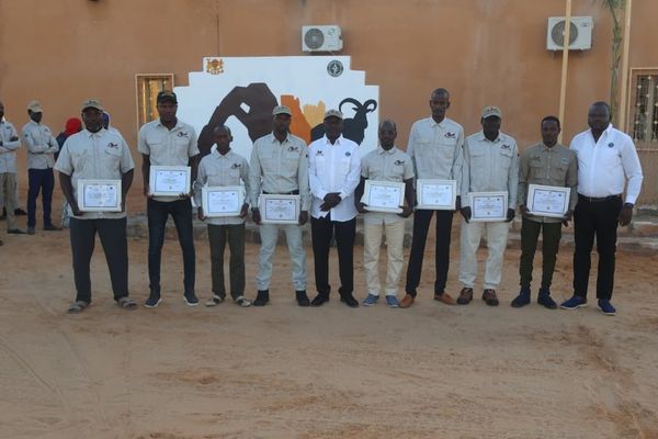 Tchad : African Parks récompense le personnel de la Réserve naturelle et culturelle de l’Ennedi