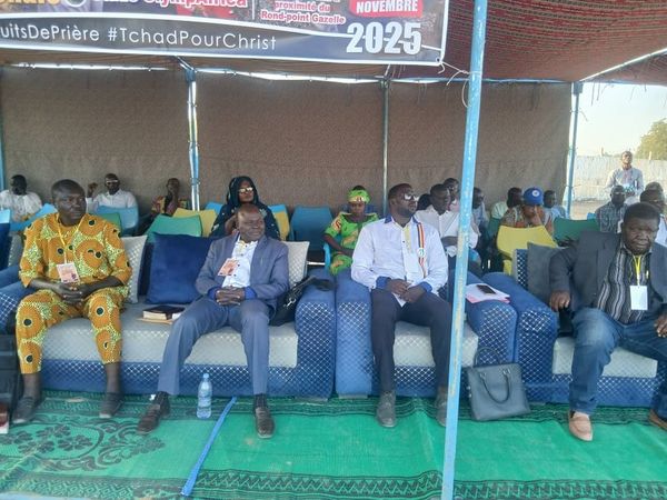 في أجواء روحانية مفعمة بالإيمان… كنيسة الله في تشاد تطلق برنامجها الروحي المكوّن من ثلاث ليالٍ للصلاة والكرازة